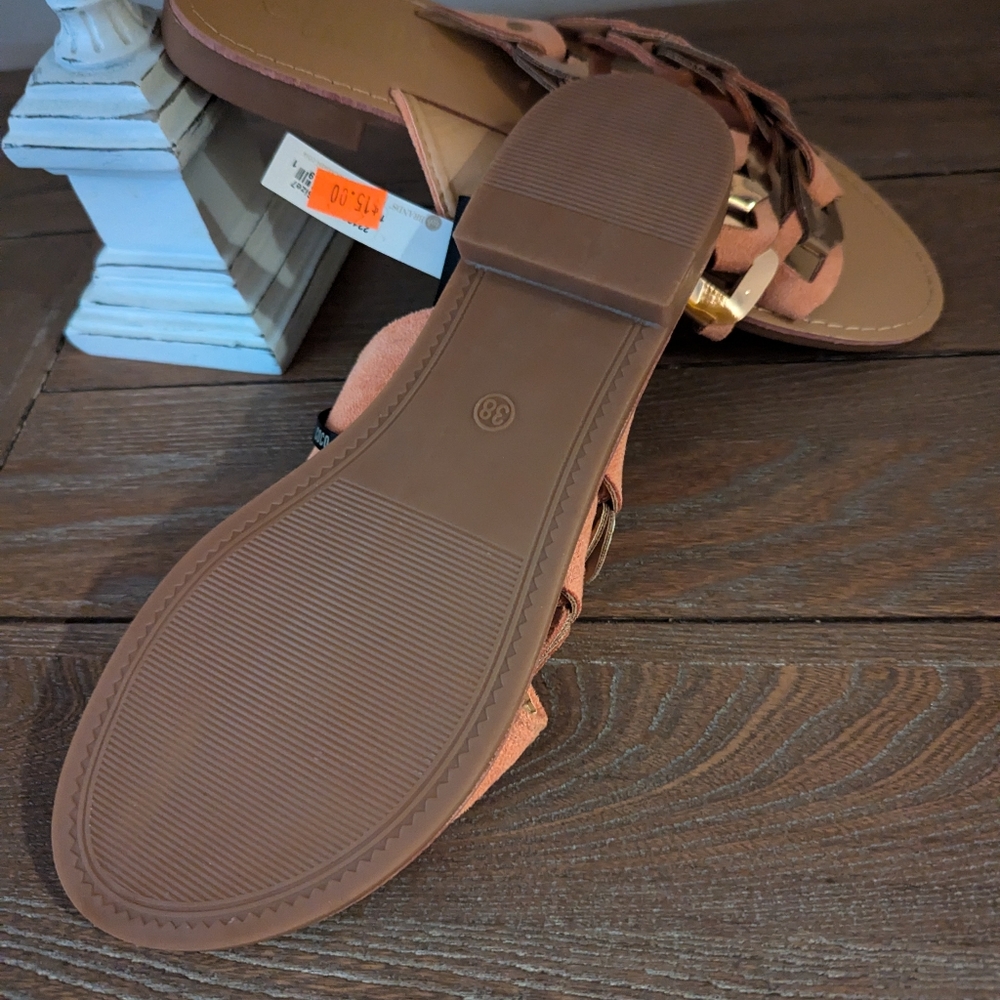 Sandals - Picture 3 of 3